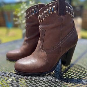 Frye Boots women’s size 7b